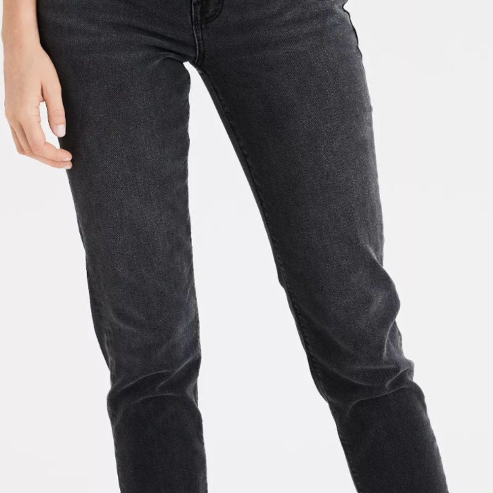 American Eagle Stretch Mom Jean - Washed Black